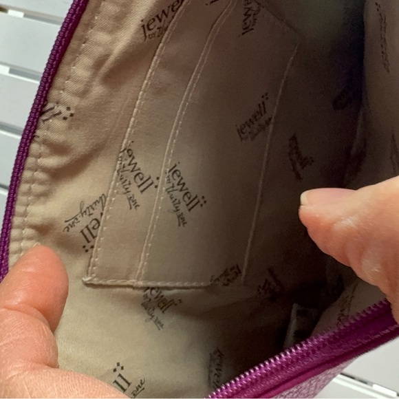 Jewell by Thirty Obe Nags Vibrant Purple Wristlet Clutch - Picture 4 of 5